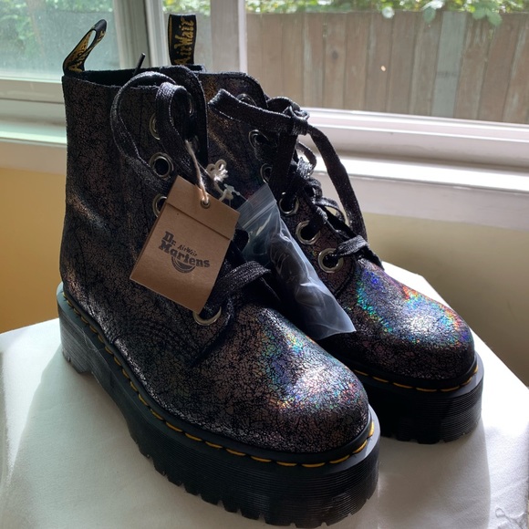 Dr. Martens | Molly Metallic Boots in ‘Gunmetal’ - Picture 6 of 14